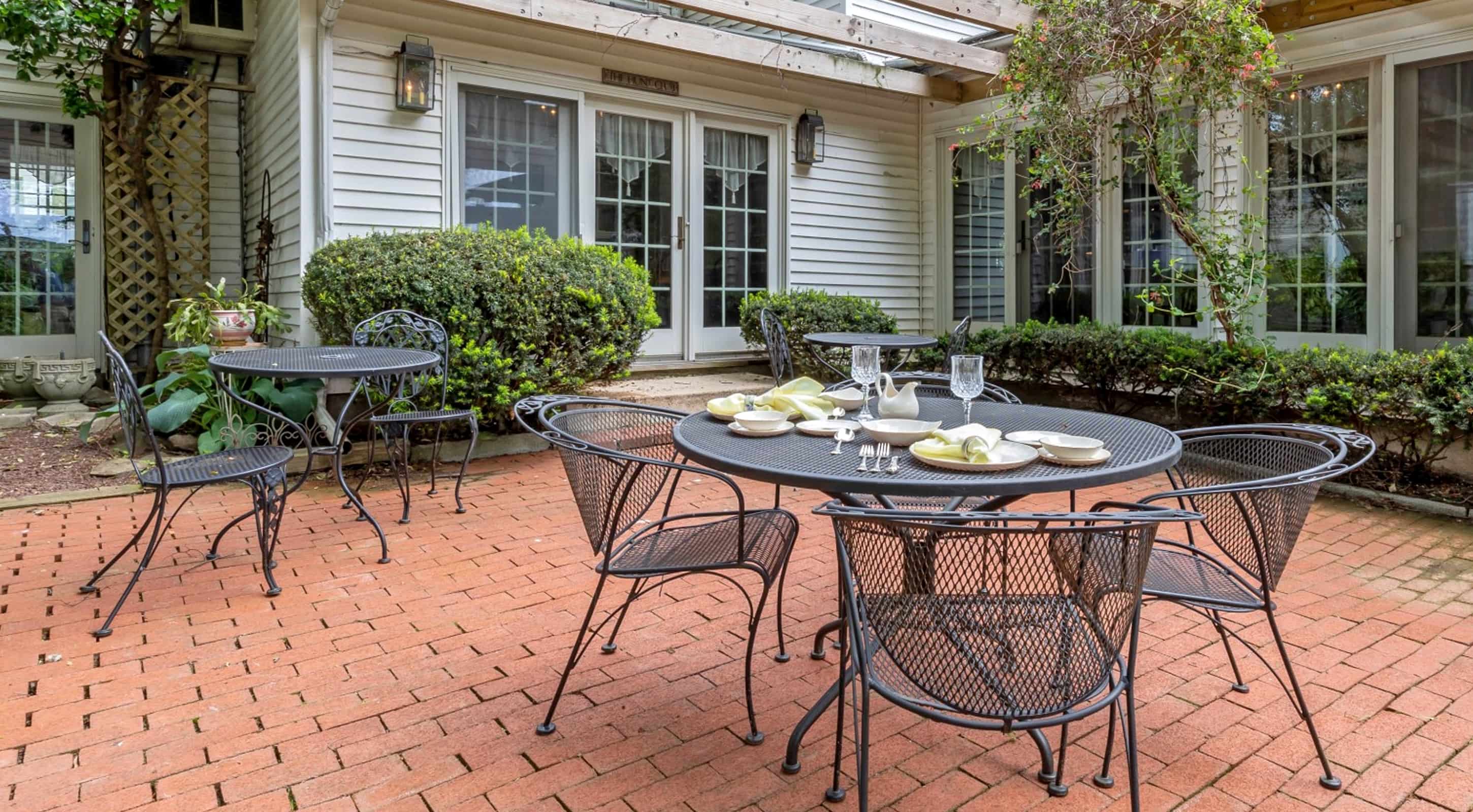 Lancaster County PA B&B Daily Complimentary Breakfast