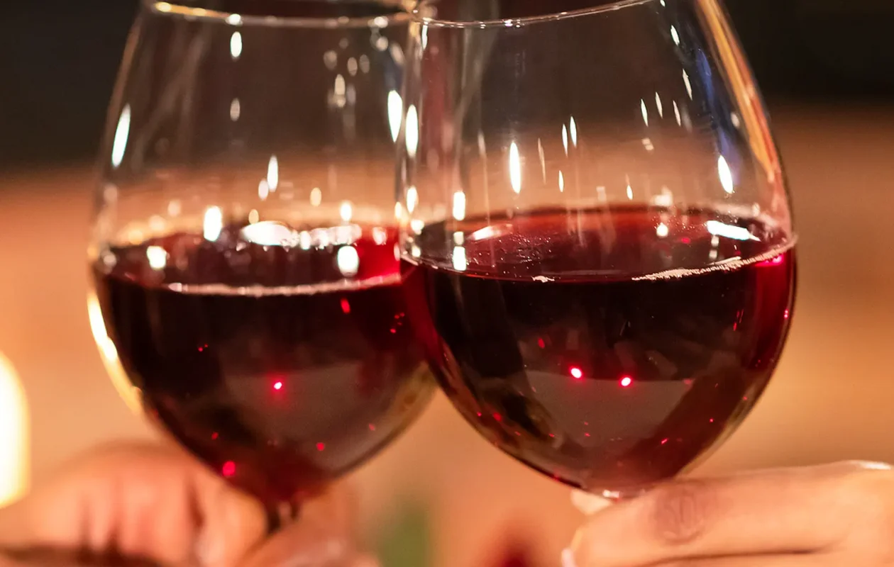 couple drinking red wine